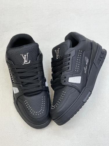 Louis Vuitton Trainer Grey Black
