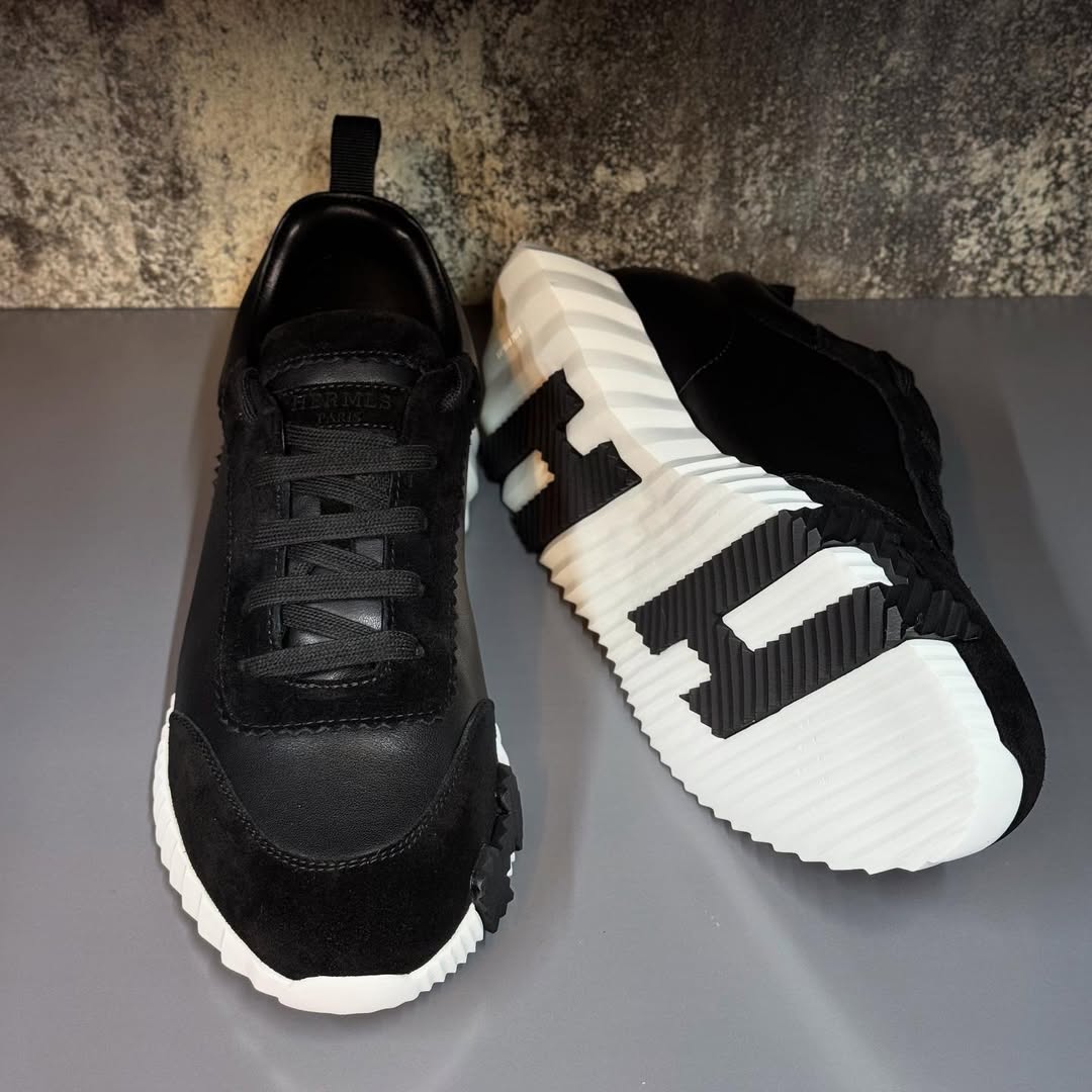Hermés Bouncing Sneaker in Black and White