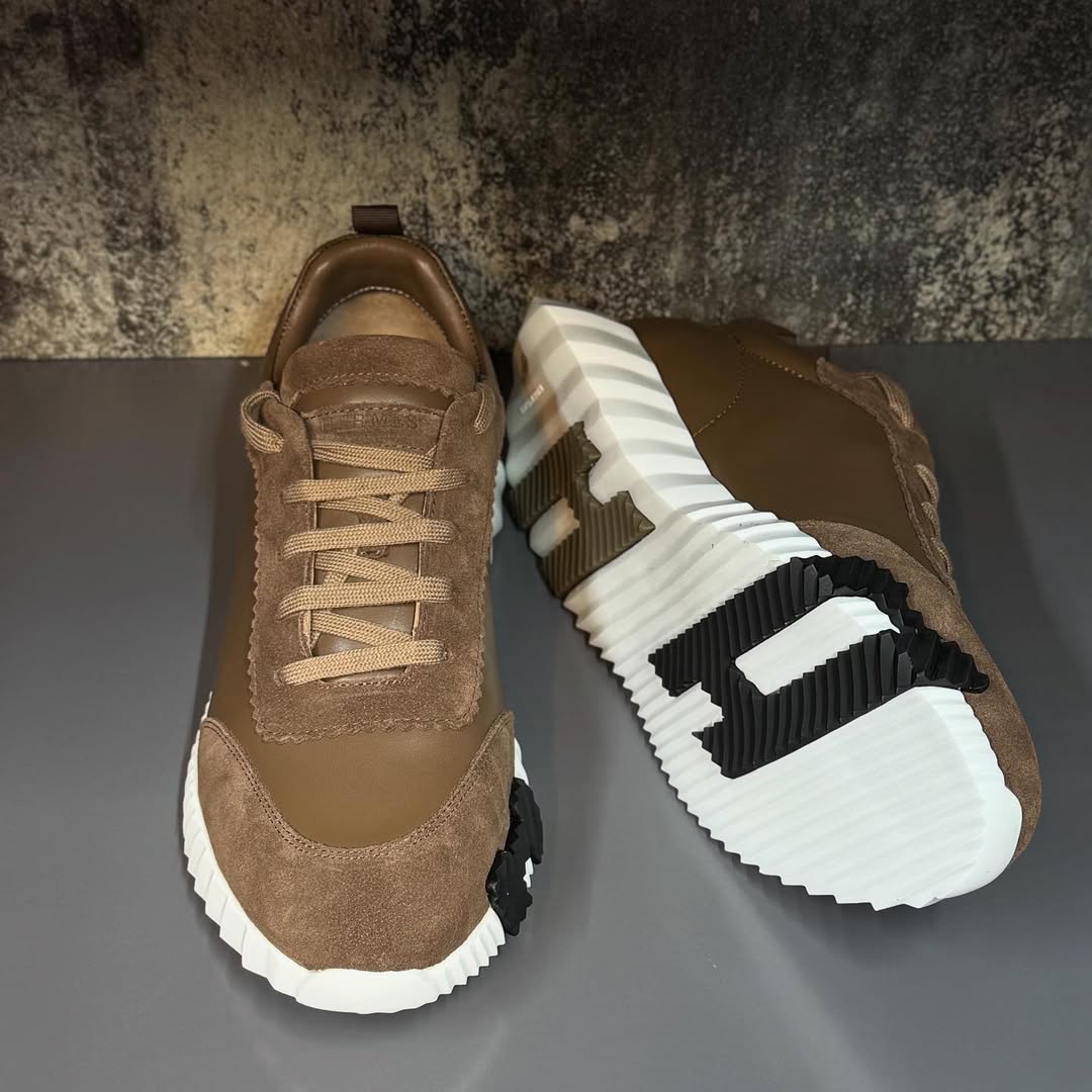 Hermés Bouncing Sneaker in Brown Suede and Sport Goatskin Leather