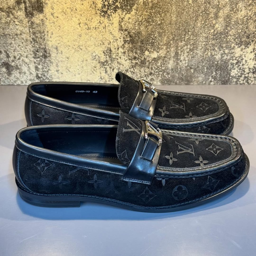 Louis Vuitton Major Loafers Black Leather