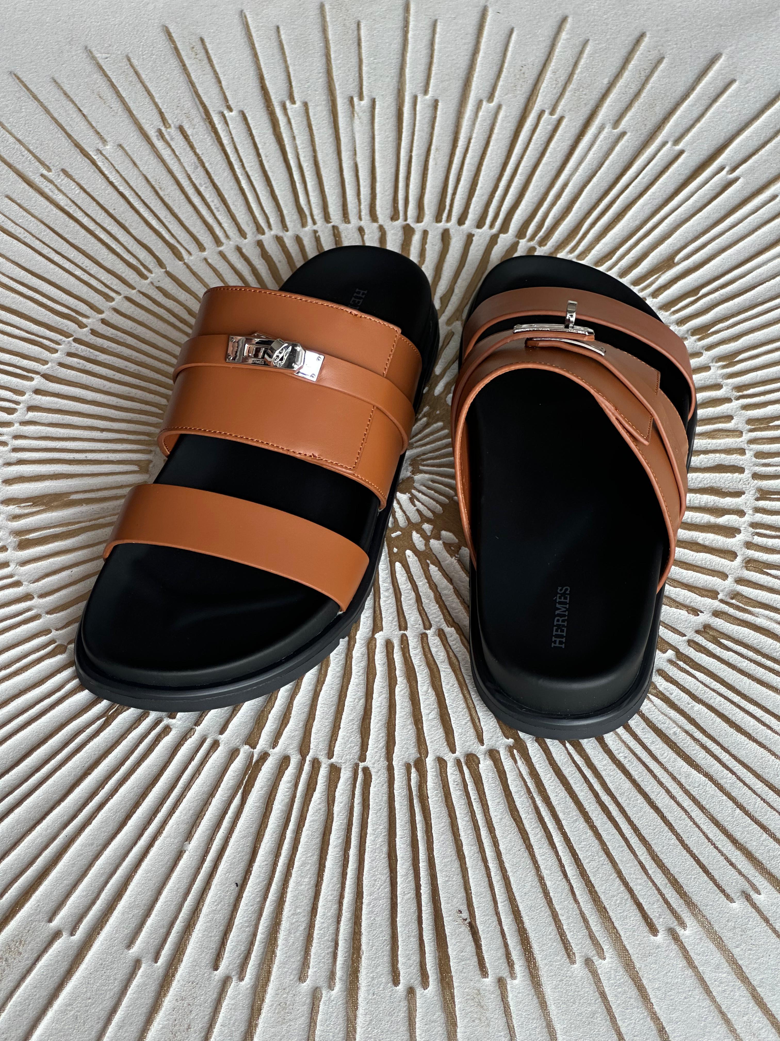 Hermès Jackson Sandal in Brown Suede or Heritage Calfskin