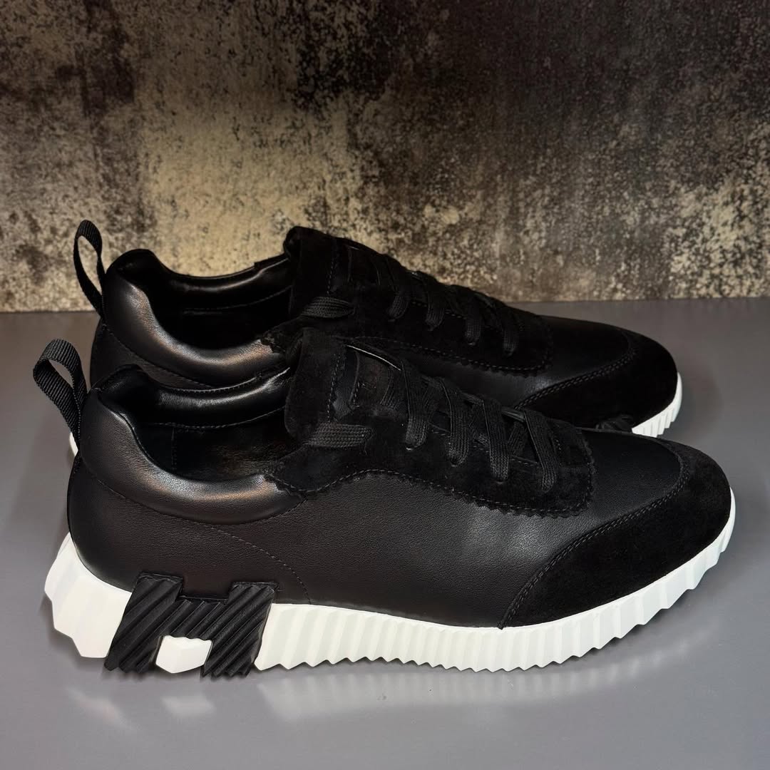 Hermés Bouncing Sneaker in Black and White