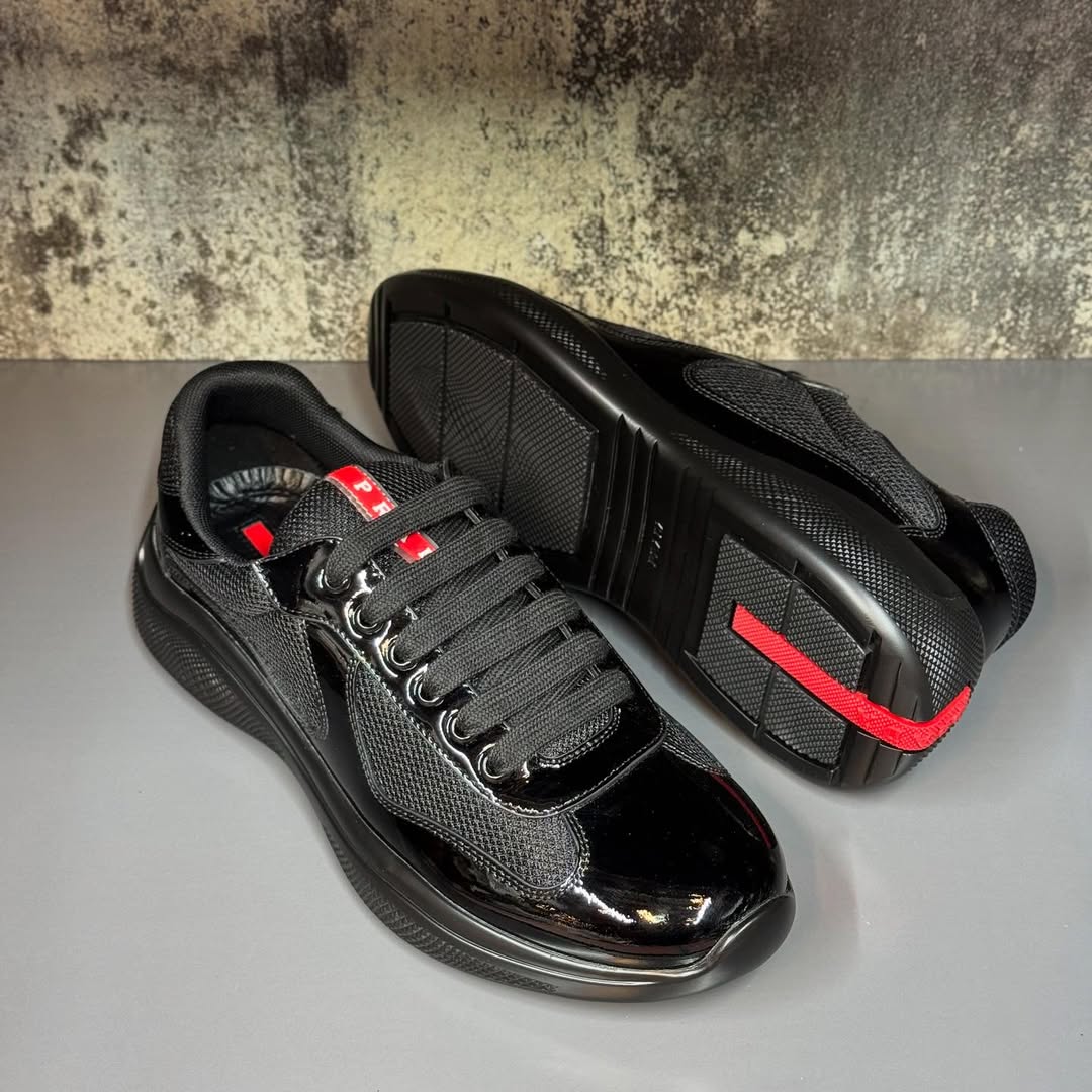 Prada America's Cup Black
