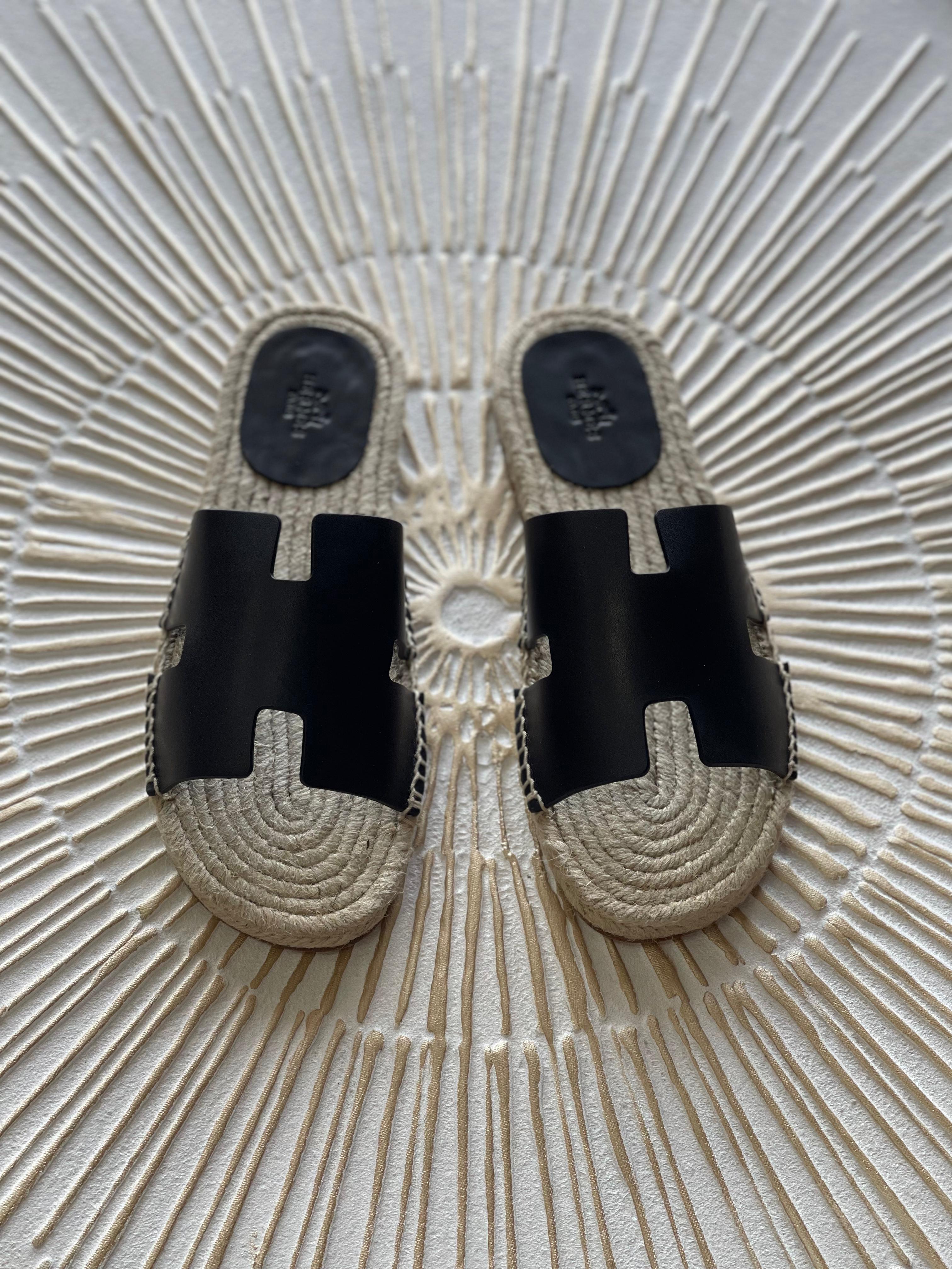 Hermès Antigua Espadrille in Black Leather – Men's Slip-On with Signature “H” Cut-Out