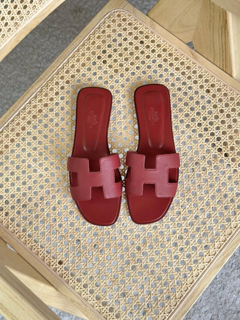 Hermés Oran Classic Sandal