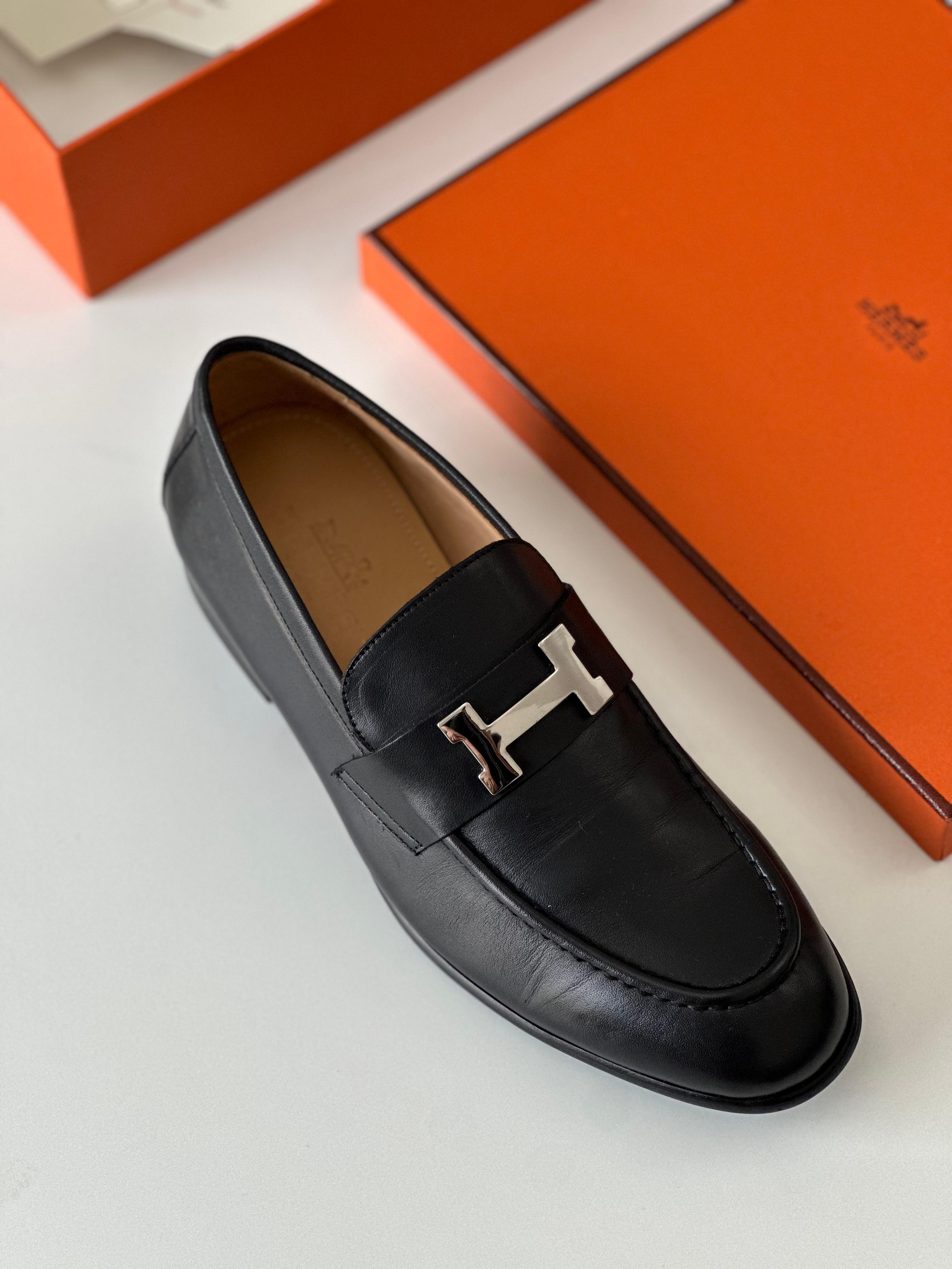 Hermès Black Leather Men's Loafers